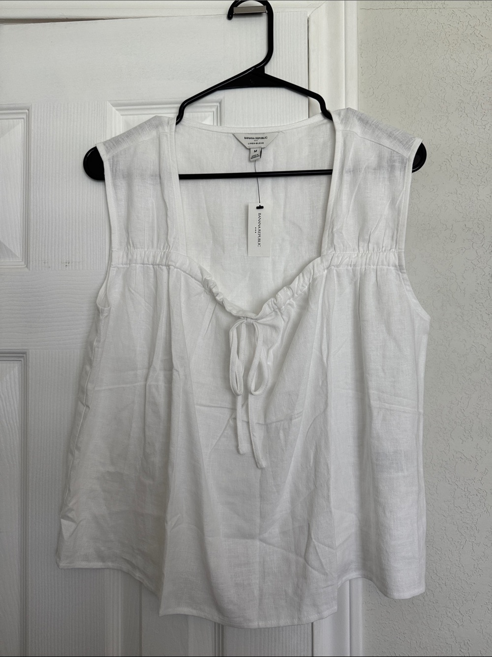 Banana Republic - White Sleeveless Tie-Neck Linen Tank